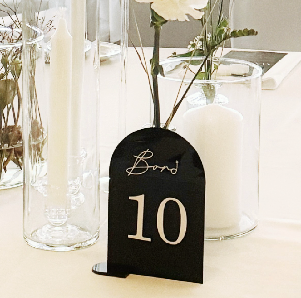 LEIGA - Borðanúmer - 1-21