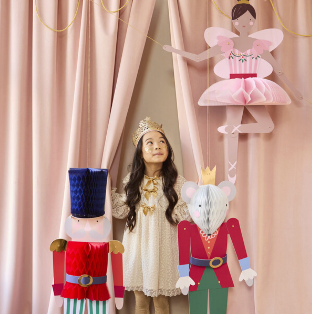 Hangandi Jólaskreytingar - Hnotubrjóturinn - 1 m - 3 stk